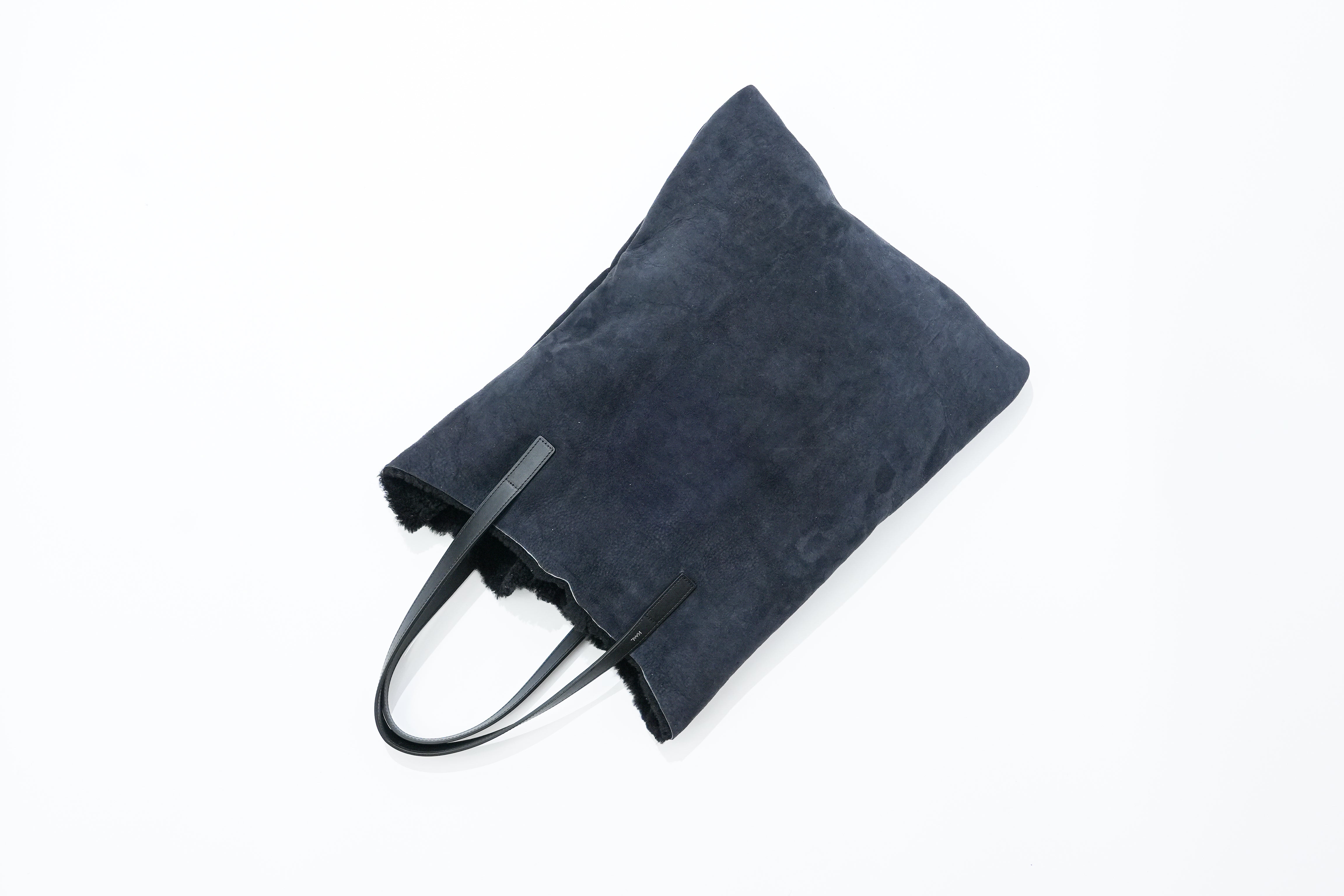 PRIMITIVE TOTE BAG -MOUTON-