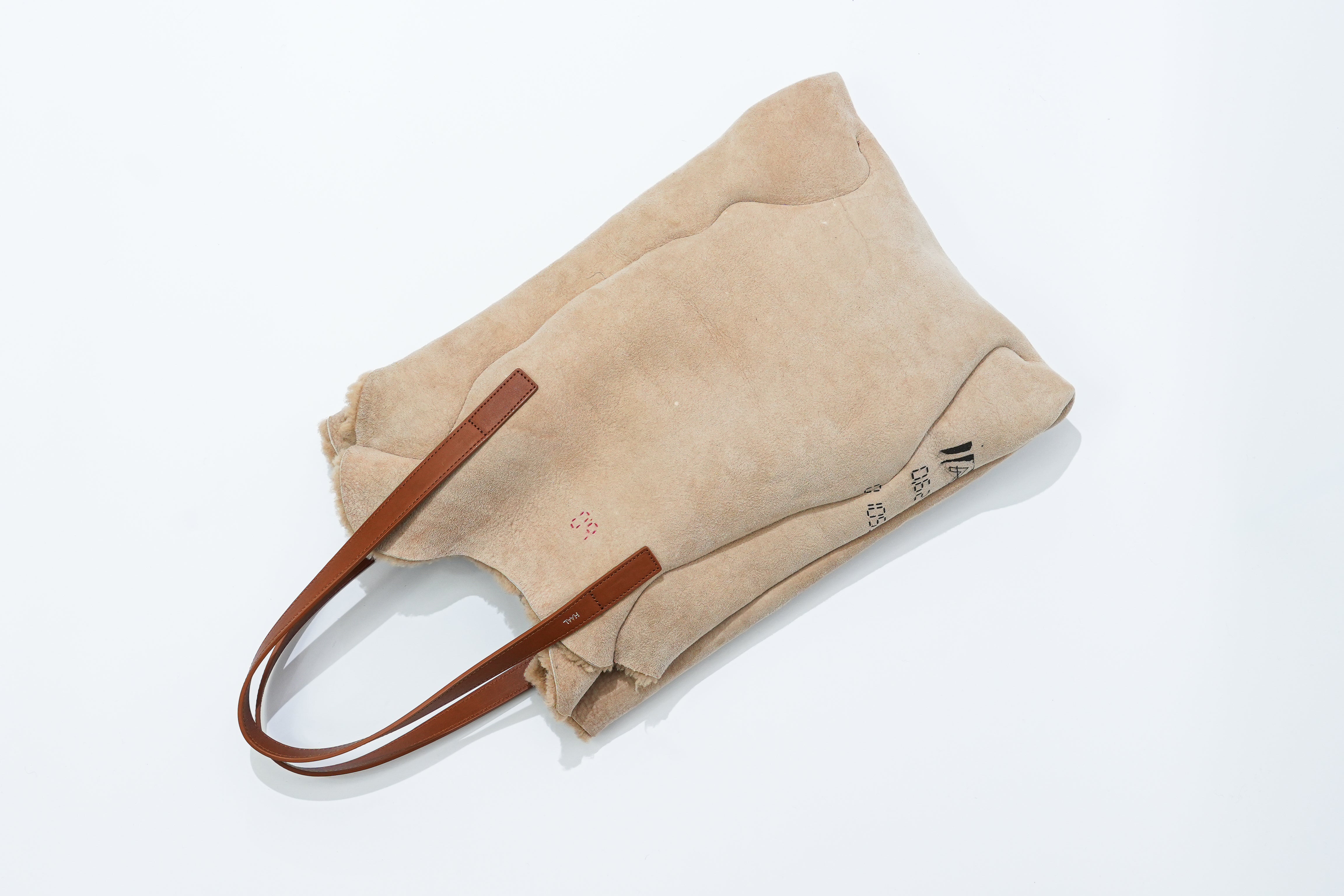 PRIMITIVE TOTE BAG -MOUTON-