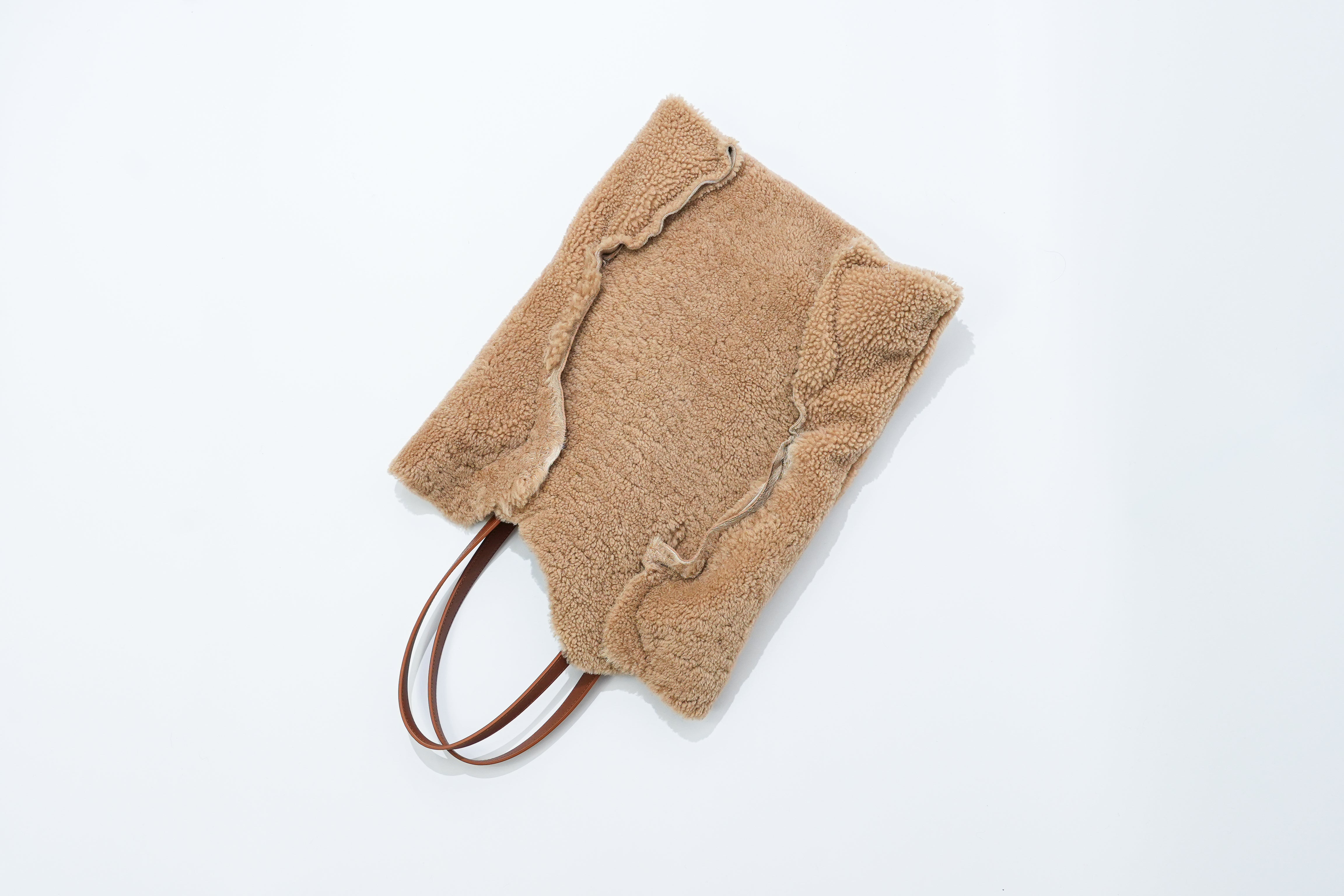 PRIMITIVE TOTE BAG -MOUTON-