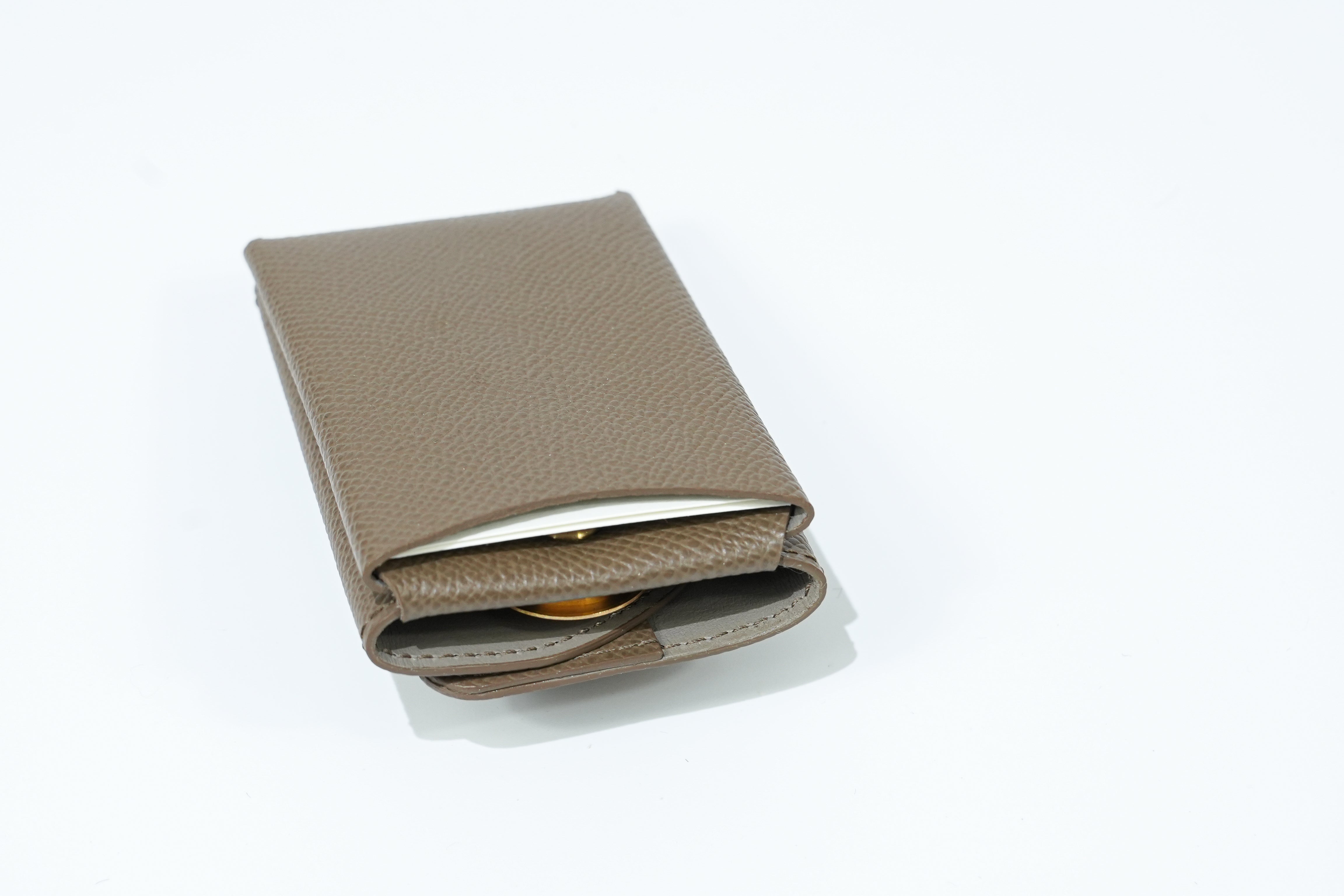 AMULET KEY CASE
